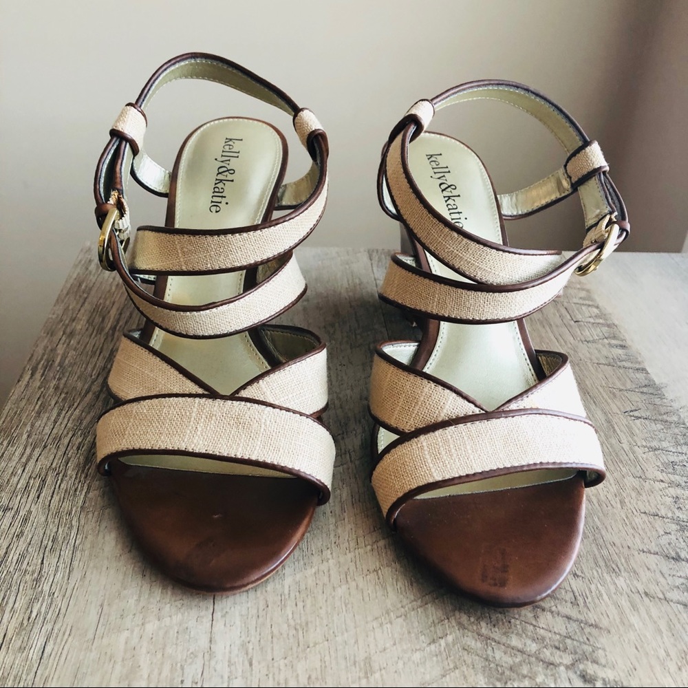 Kelly & Katie Canvas Wedge Sandals 8.5 EUC
